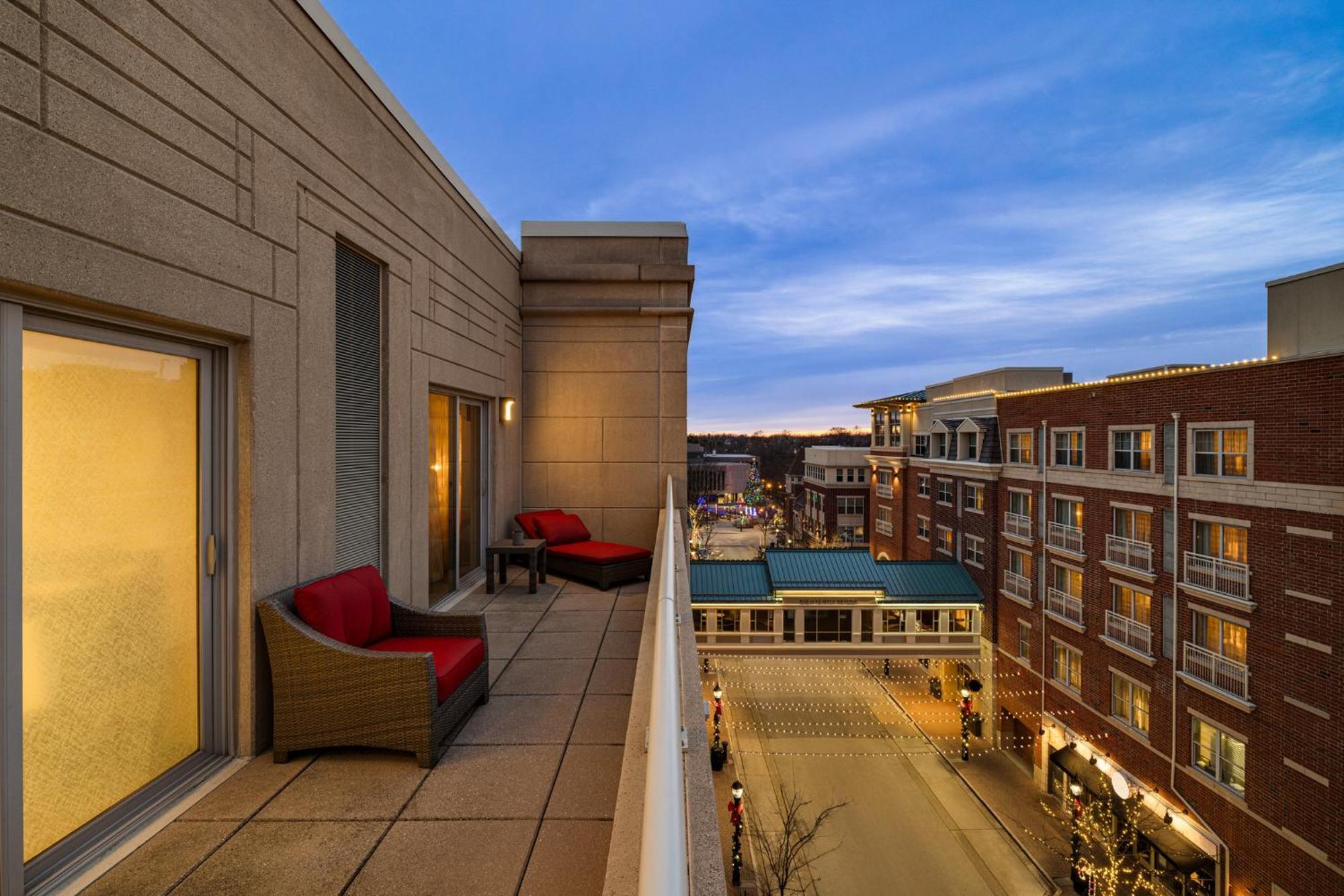 Hotel Indigo Naperville Riverwalk By Ihg מראה חיצוני תמונה
