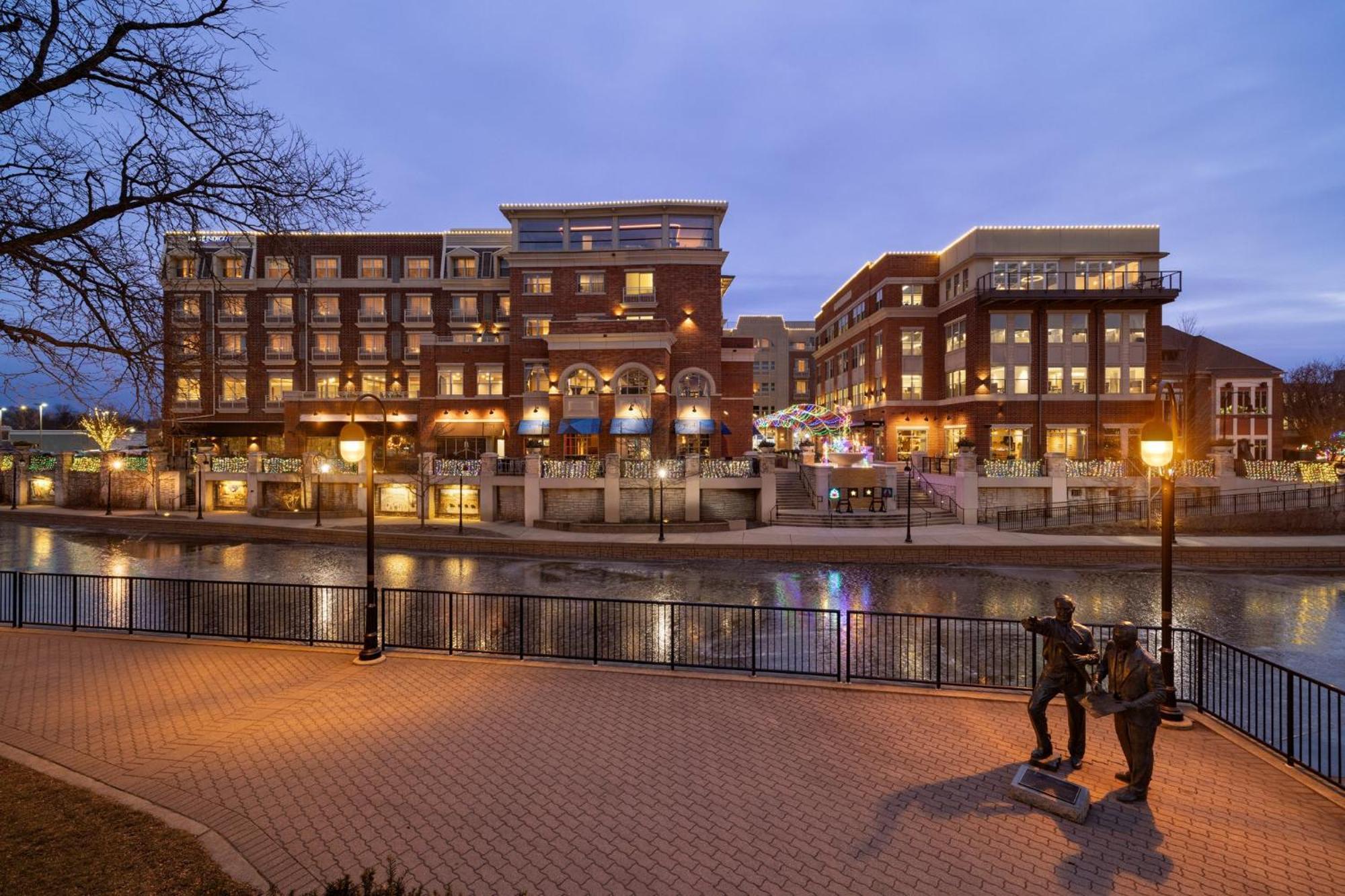 Hotel Indigo Naperville Riverwalk By Ihg מראה חיצוני תמונה